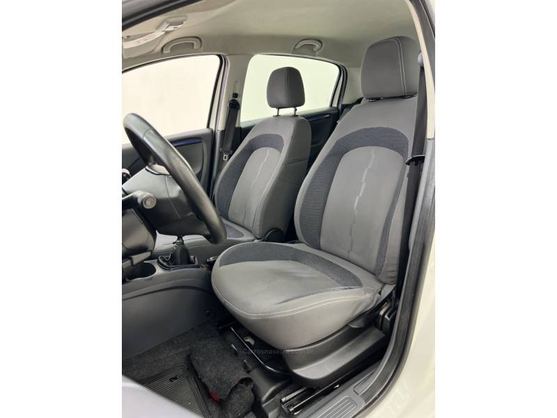 FIAT - PUNTO - 2013/2013 - Branca - R$ 44.990,00