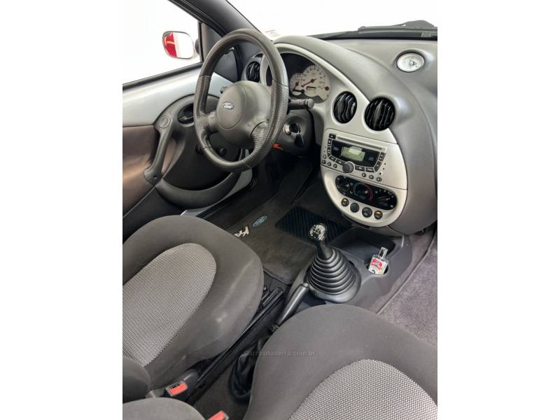 FORD - KA - 2005/2005 - Prata - R$ 26.990,00