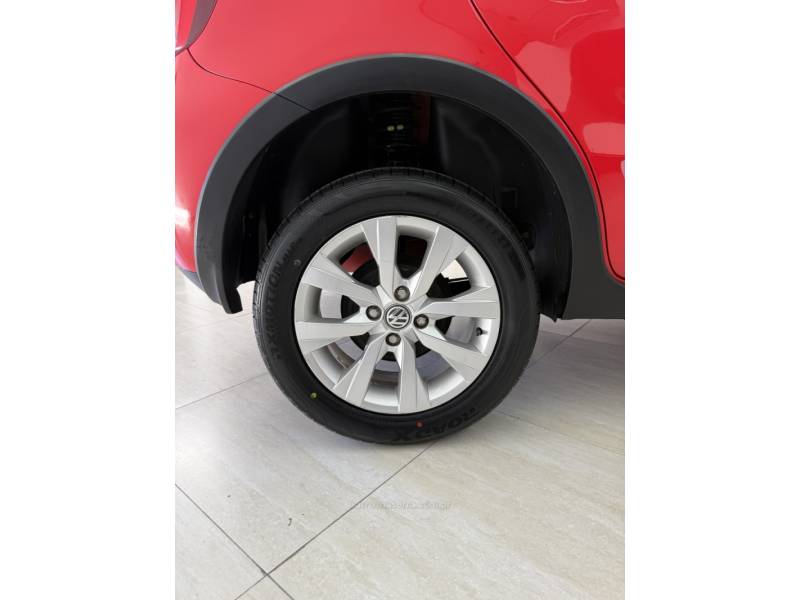 VOLKSWAGEN - GOL - 2014/2014 - Vermelha - R$ 45.900,00