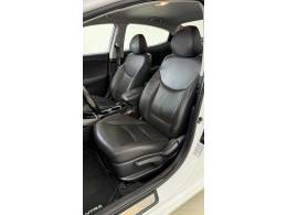 HYUNDAI - ELANTRA - 2014/2015 - Branca - R$ 66.900,00