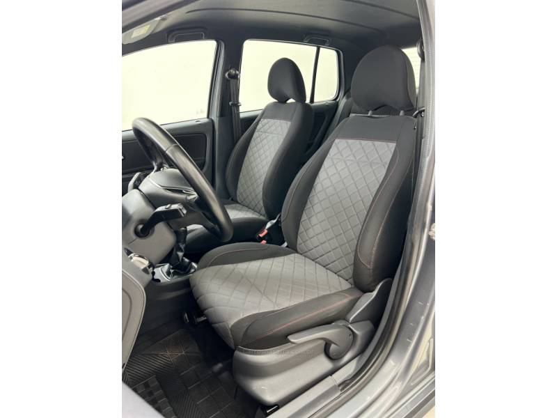 VOLKSWAGEN - FOX - 2019/2019 - Cinza - R$ 67.990,00