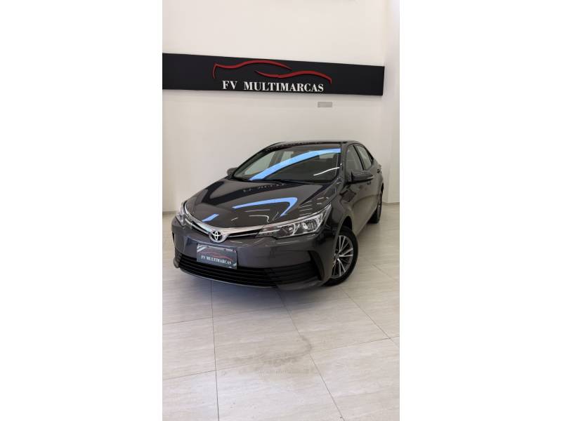 TOYOTA - COROLLA - 2018/2018 - Cinza - R$ 85.900,00