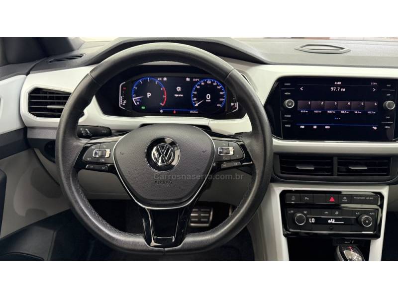 VOLKSWAGEN - T-CROSS - 2019/2020 - Prata - R$ 109.900,00