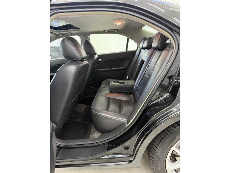 FORD - FUSION - 2010/2010 - Preta - R$ 46.990,00