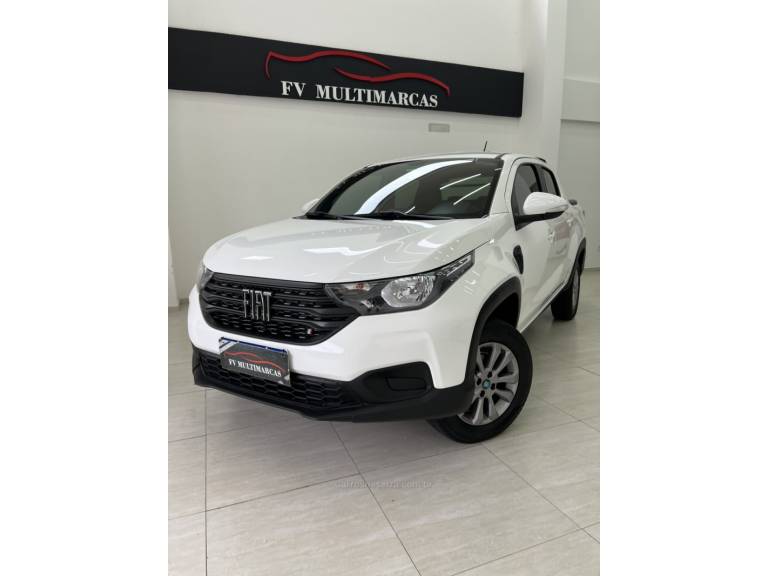 FIAT - STRADA - 2024/2025 - Branca - R$ 110.990,00