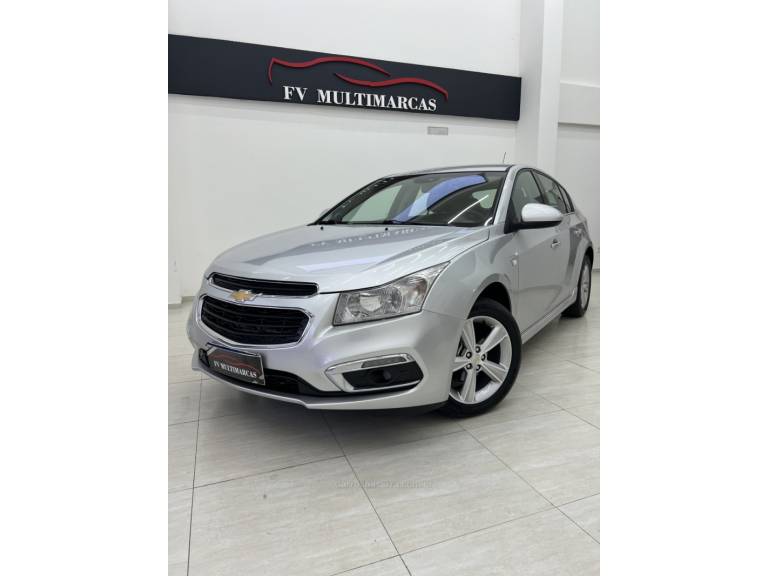 CHEVROLET - CRUZE - 2015/2015 - Cinza - R$ 69.990,00