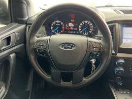 FORD - RANGER - 2022/2023 - Branca - R$ 185.900,00
