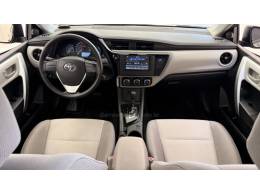 TOYOTA - COROLLA - 2018/2018 - Cinza - R$ 85.900,00