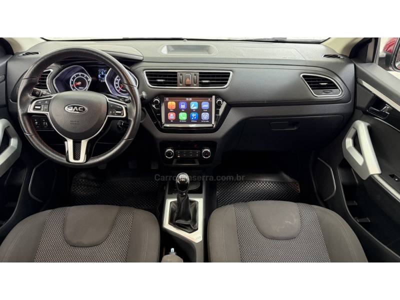 JAC - T40 - 2018/2018 - Vermelha - R$ 44.900,00