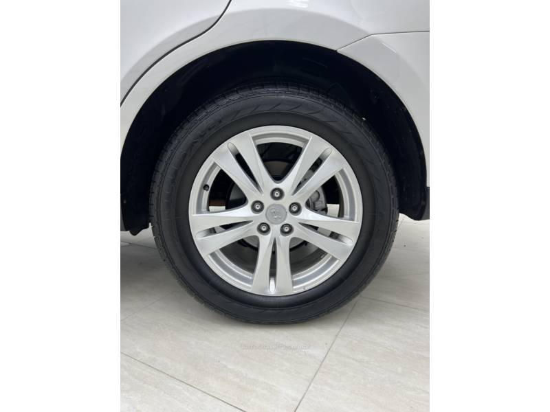 HYUNDAI - SANTA FÉ - 2011/2011 - Prata - R$ 59.990,00