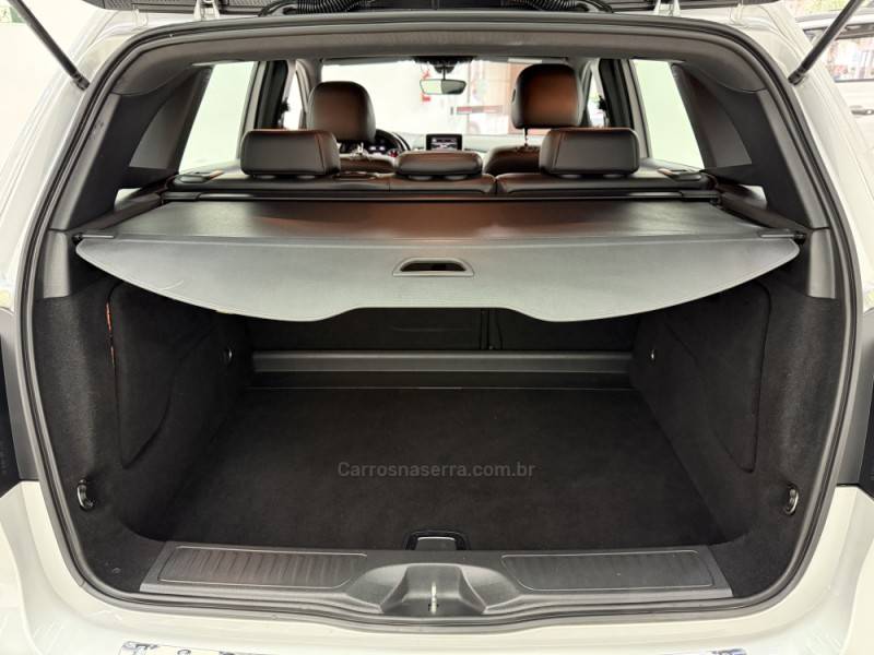 MERCEDES-BENZ - B 200 - 2014/2014 - Prata - R$ 69.990,00
