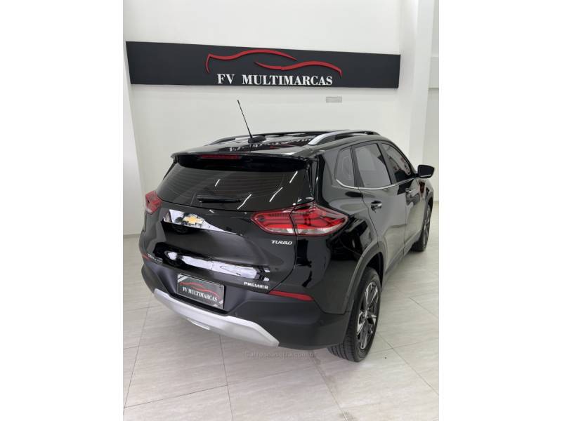 CHEVROLET - TRACKER - 2021/2022 - Preta - R$ 119.990,00