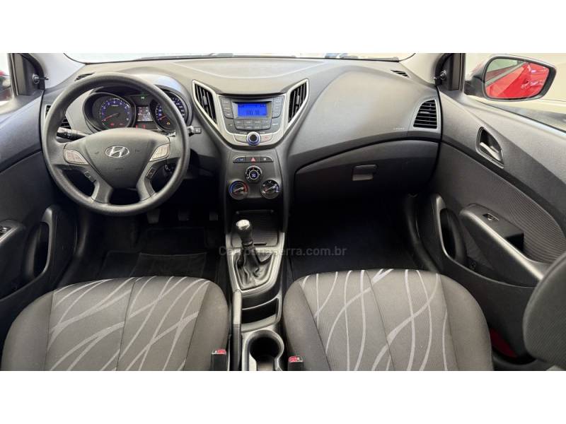 HYUNDAI - HB20 - 2014/2015 - Vermelha - R$ 41.900,00