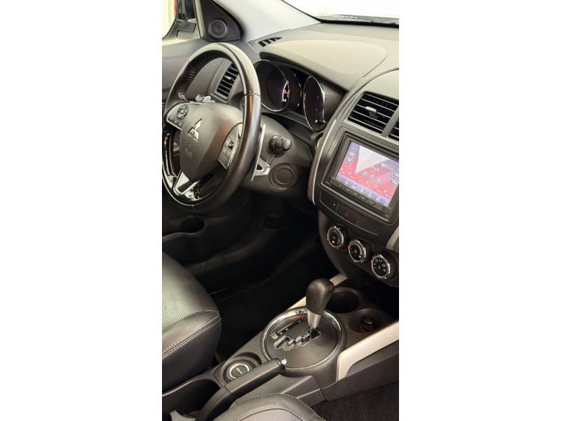 MITSUBISHI - ASX - 2018/2018 - Prata - R$ 91.900,00