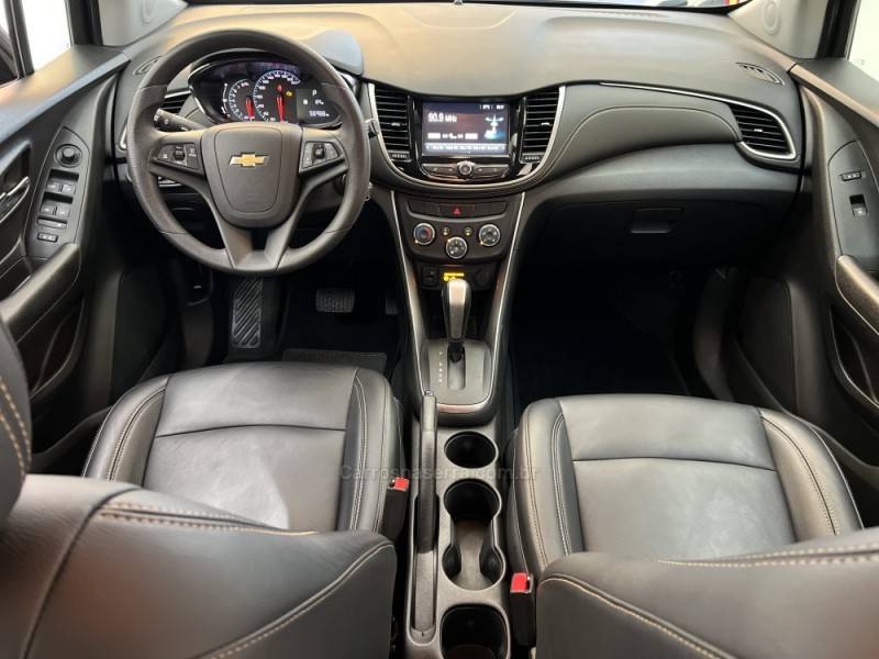 CHEVROLET - TRACKER - 2018/2018 - Preta - R$ 84.990,00