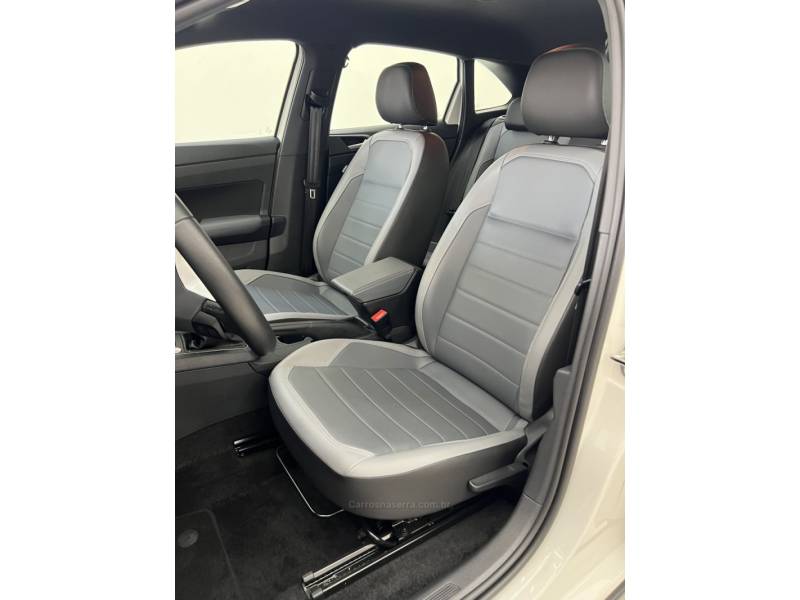 VOLKSWAGEN - NIVUS - 2023/2024 - Branca - R$ 130.990,00