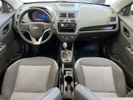 CHEVROLET - COBALT - 2015/2015 - Bege - R$ 43.990,00