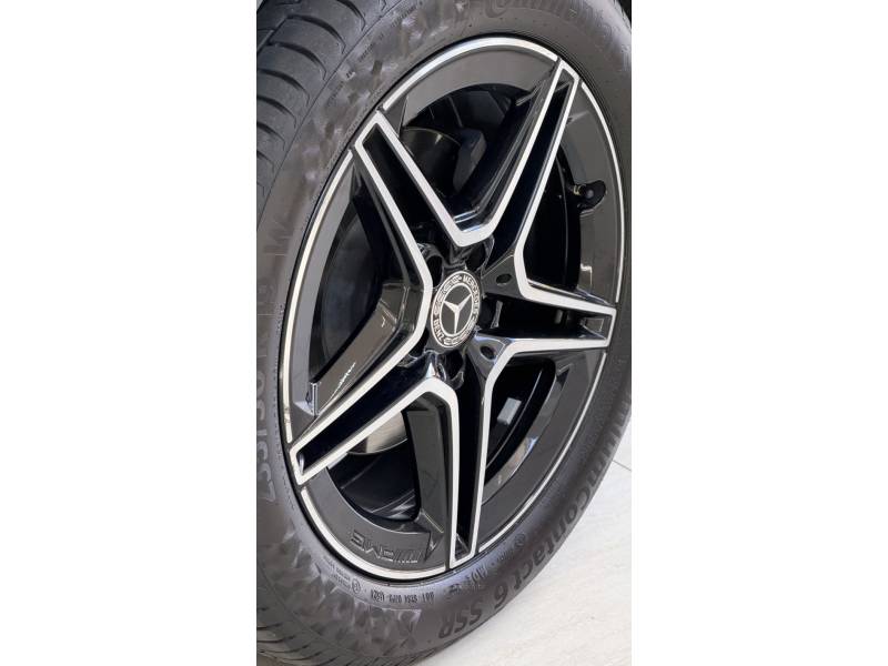 MERCEDES-BENZ - GLB 200 - 2023/2023 - Branca - R$ 259.900,00