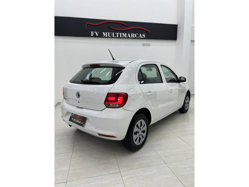 VOLKSWAGEN - GOL - 2016/2016 - Branca - R$ 43.990,00