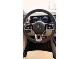 MERCEDES-BENZ - GLB 200 - 2023/2023 - Branca - R$ 259.900,00