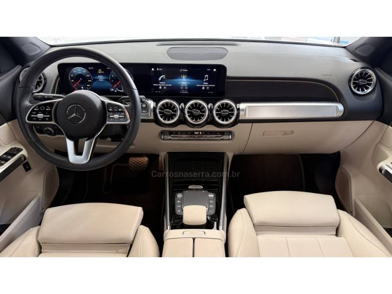 MERCEDES-BENZ - GLB 200 - 2023/2023 - Branca - R$ 259.900,00