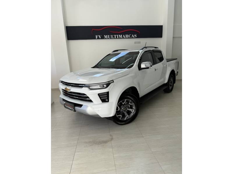CHEVROLET - S10 - 2024/2025 - Branca - R$ 241.900,00
