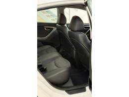 HYUNDAI - ELANTRA - 2014/2015 - Branca - R$ 66.900,00