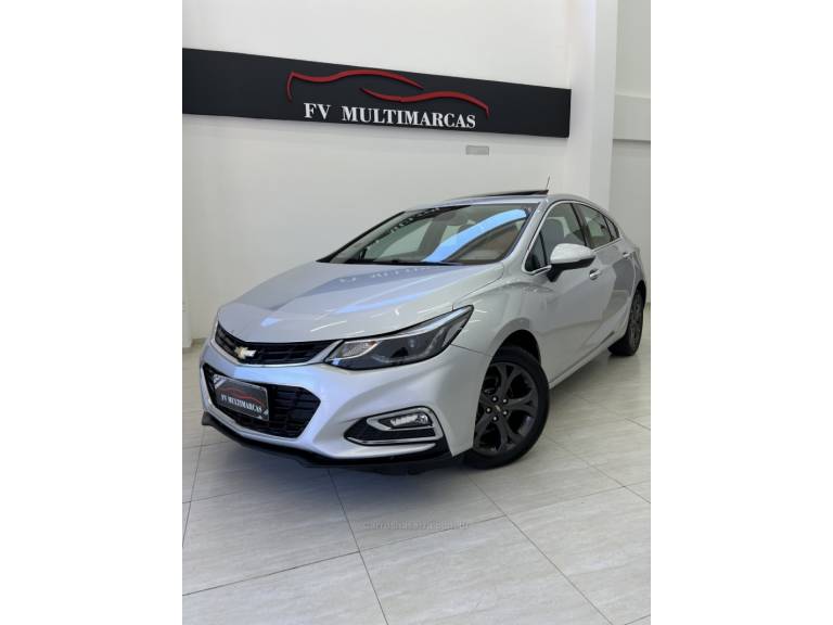 CHEVROLET - CRUZE - 2017/2017 - Prata - R$ 91.990,00