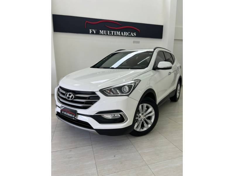 HYUNDAI - SANTA FÉ - 2015/2016 - Branca - R$ 96.900,00