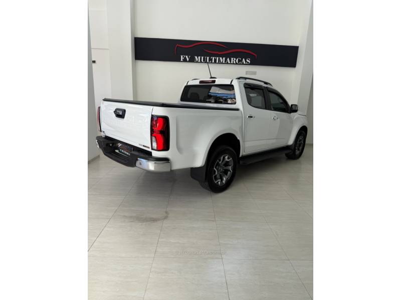 CHEVROLET - S10 - 2024/2025 - Branca - R$ 254.900,00