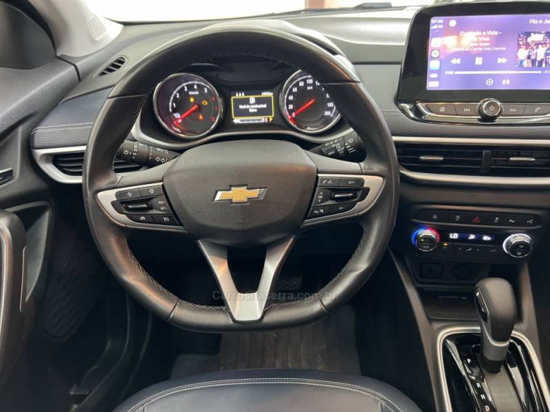 CHEVROLET - TRACKER - 2021/2022 - Preta - R$ 119.990,00