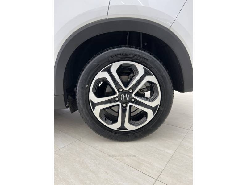 HONDA - HR-V - 2018/2018 - Branca - R$ 999.990,00