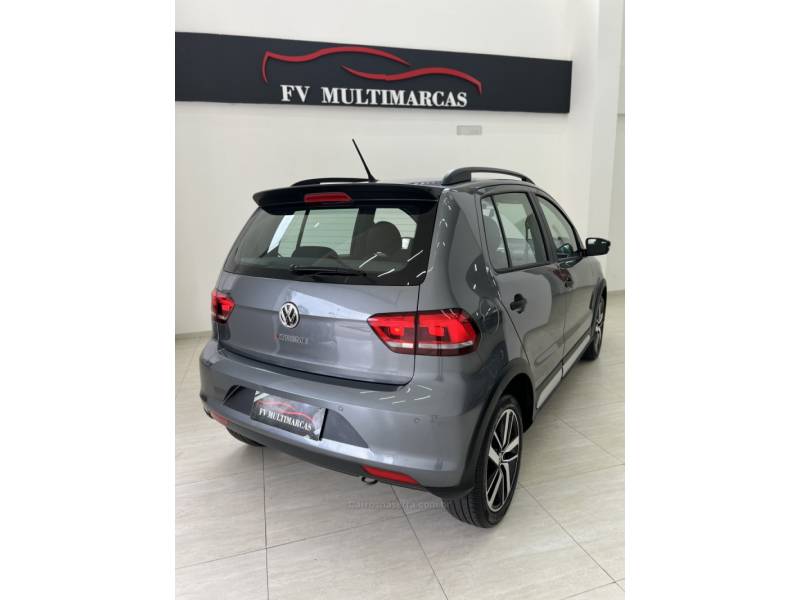 VOLKSWAGEN - FOX - 2019/2019 - Cinza - R$ 67.990,00