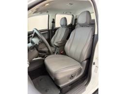 CHEVROLET - S10 - 2024/2025 - Branca - R$ 241.900,00