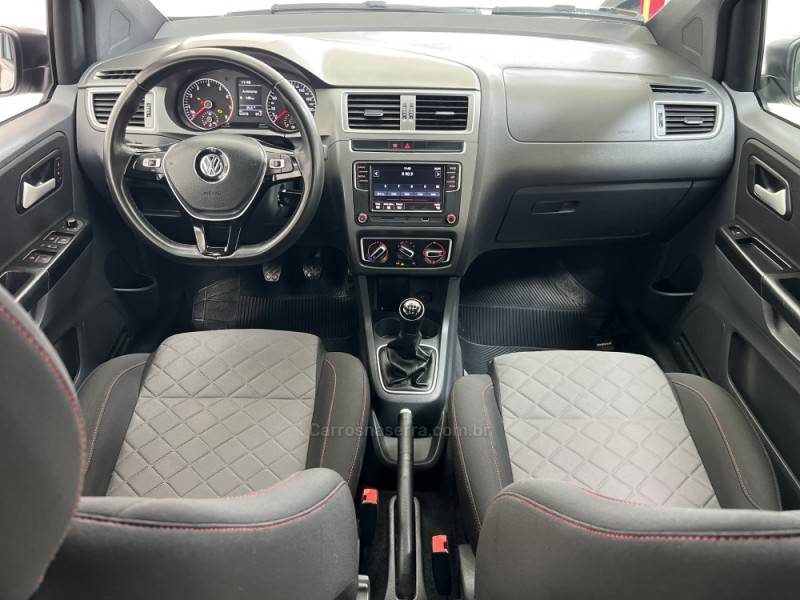 VOLKSWAGEN - FOX - 2019/2019 - Cinza - R$ 67.990,00