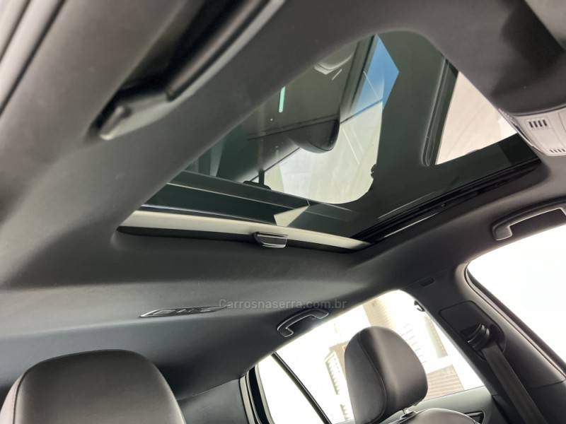 VOLKSWAGEN - GOLF - 2014/2014 - Preta - R$ 119.900,00
