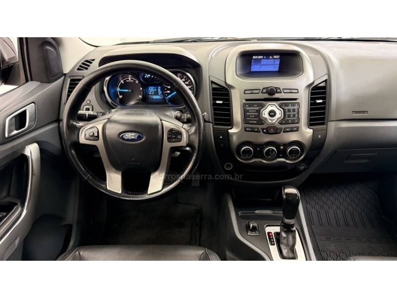 FORD - RANGER - 2015/2016 - Preta - R$ 139.900,00