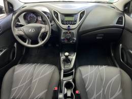 HYUNDAI - HB20 - 2015/2015 - Preta - R$ 45.900,00