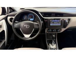 TOYOTA - COROLLA - 2018/2018 - Cinza - R$ 85.900,00