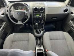 FORD - ECOSPORT - 2006/2006 - Prata - R$ 31.990,00