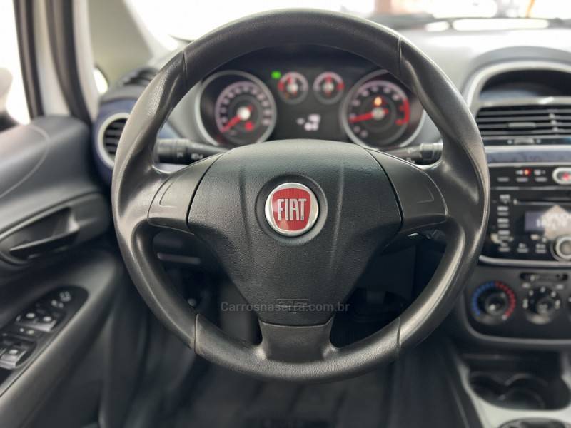 FIAT - PUNTO - 2013/2013 - Branca - R$ 44.990,00