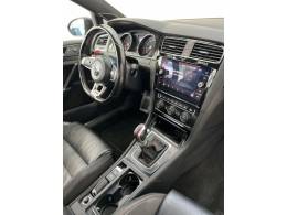 VOLKSWAGEN - GOLF - 2014/2014 - Preta - R$ 119.900,00