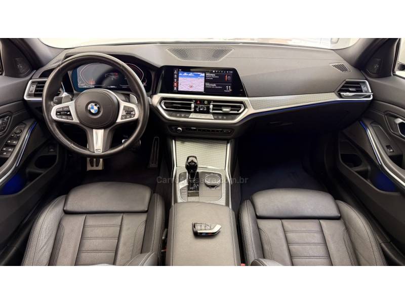 BMW - 320I - 2022/2022 - Branca - R$ 239.900,00
