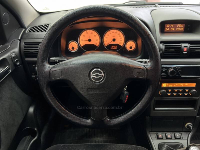 CHEVROLET - ASTRA - 2009/2010 - Prata - R$ 44.990,00