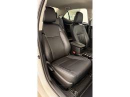 TOYOTA - COROLLA - 2019/2019 - Prata - R$ 106.900,00