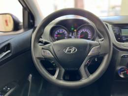 HYUNDAI - HB20 - 2015/2015 - Preta - R$ 45.900,00